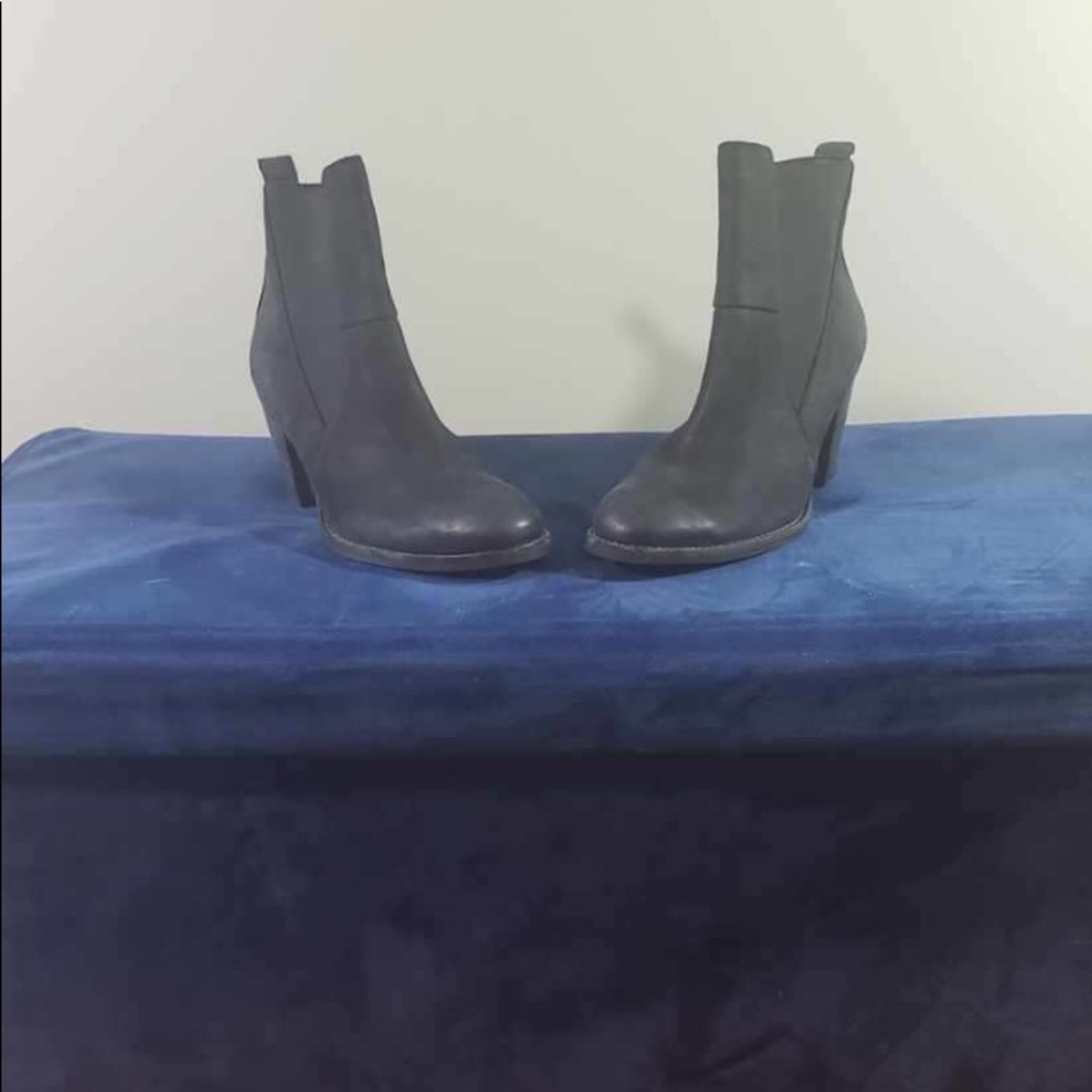 Paul Green black suede boots